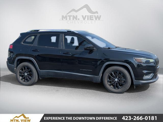 used 2019 Jeep Cherokee car, priced at $15,989