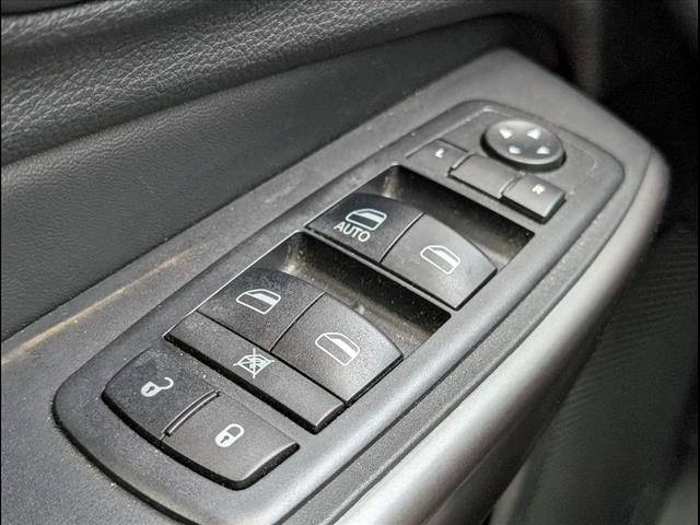 used 2019 Jeep Cherokee car, priced at $15,989
