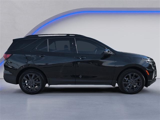 used 2024 Chevrolet Equinox car, priced at $25,900