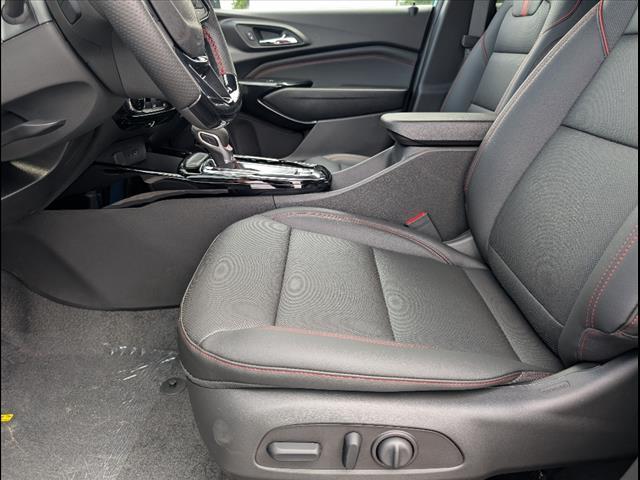 new 2025 Chevrolet Trax car, priced at $27,983