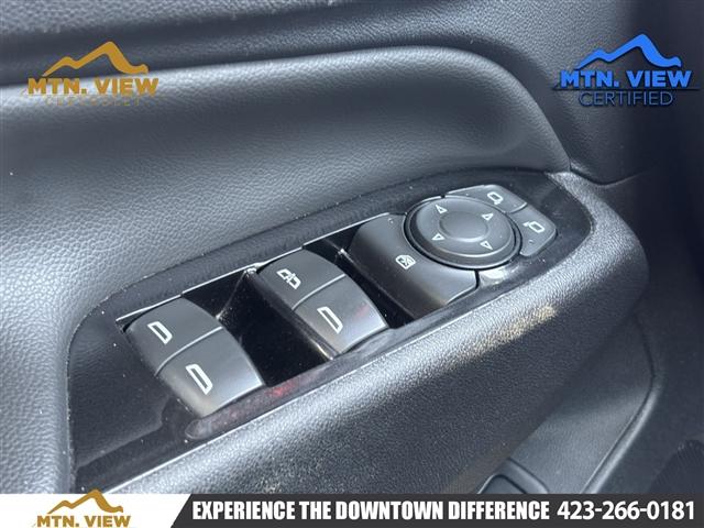 used 2022 Chevrolet Equinox car, priced at $22,863