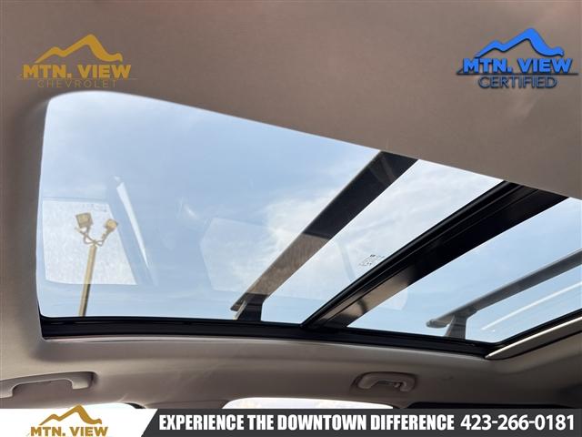 used 2022 Chevrolet Equinox car, priced at $22,863
