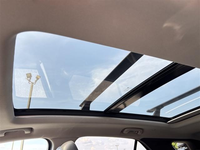 used 2022 Chevrolet Equinox car, priced at $22,863