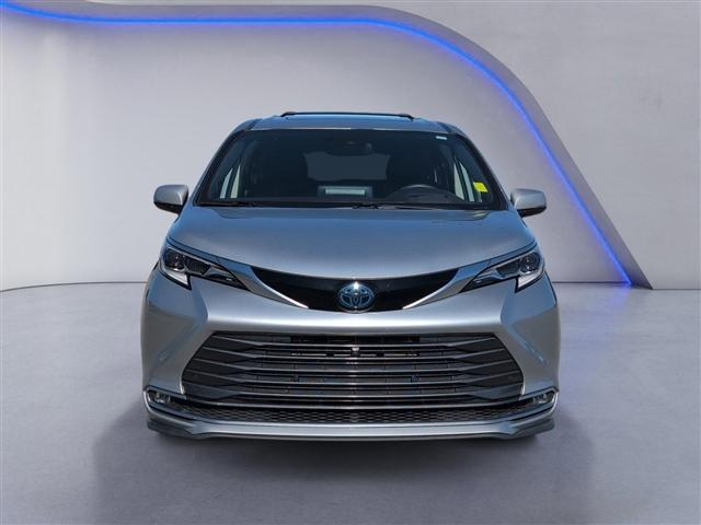 used 2021 Toyota Sienna car, priced at $33,769