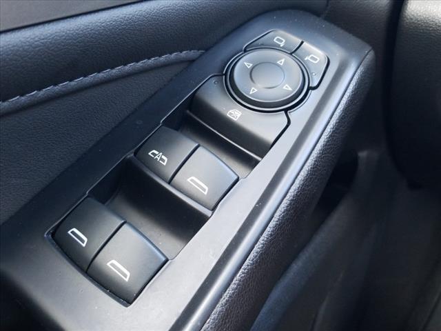 used 2022 Chevrolet Traverse car, priced at $26,900