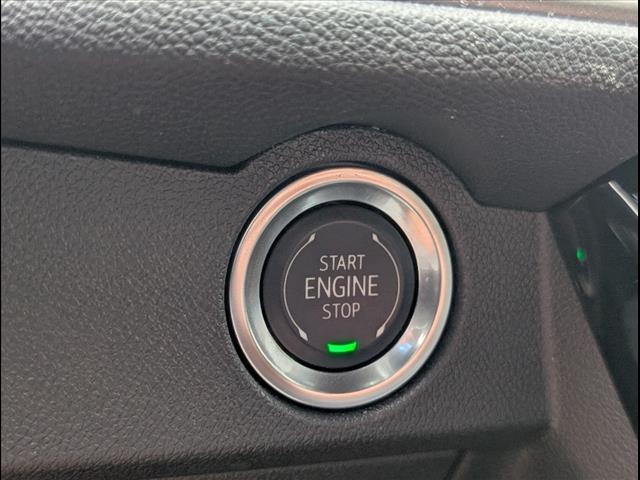 used 2025 Chevrolet Traverse car, priced at $40,816