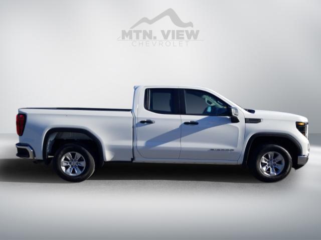 used 2024 GMC Sierra 1500 car, priced at $38,245