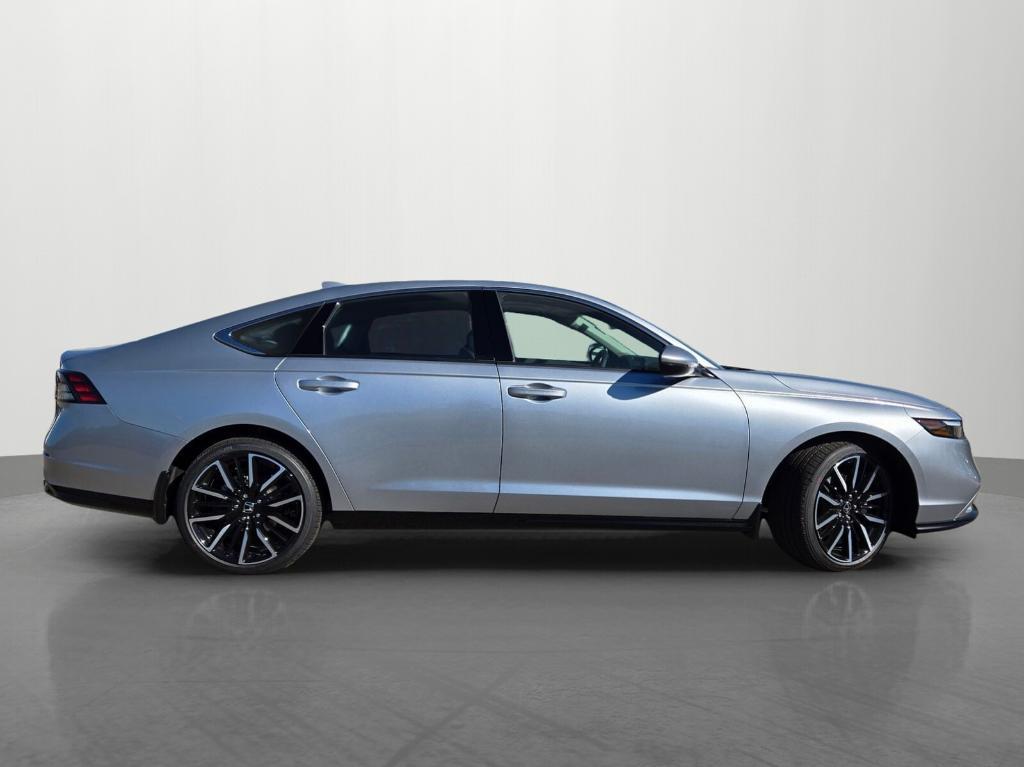 new 2025 Honda Accord Hybrid car, priced at $42,840