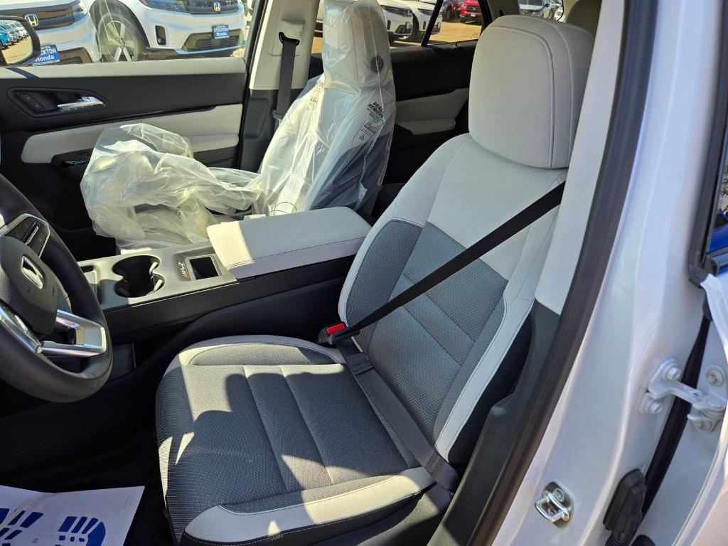 new 2025 Honda Prologue car, priced at $55,195