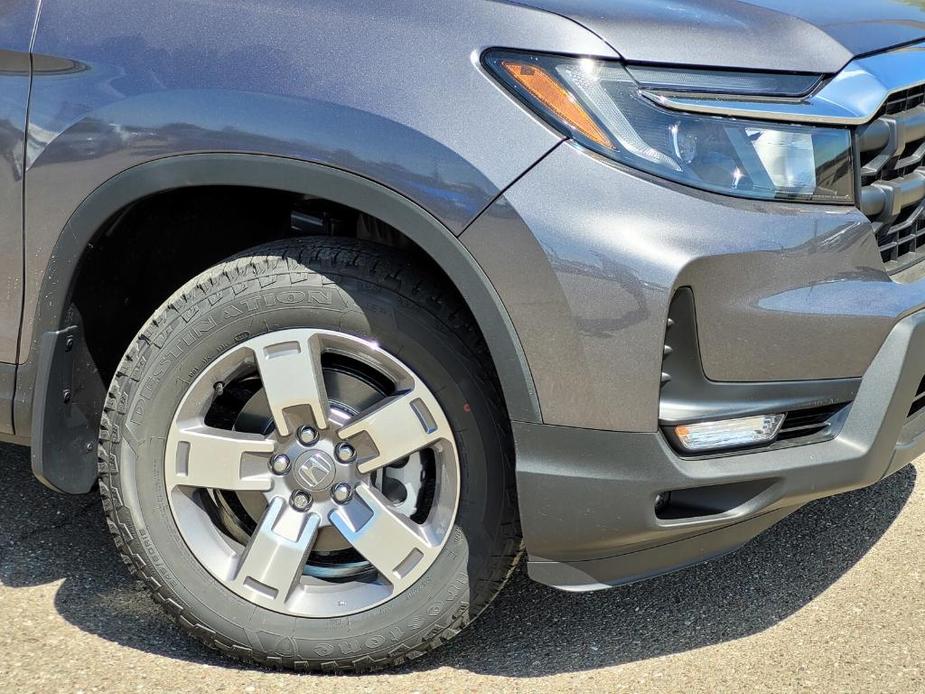 new 2024 Honda Ridgeline car, priced at $43,975