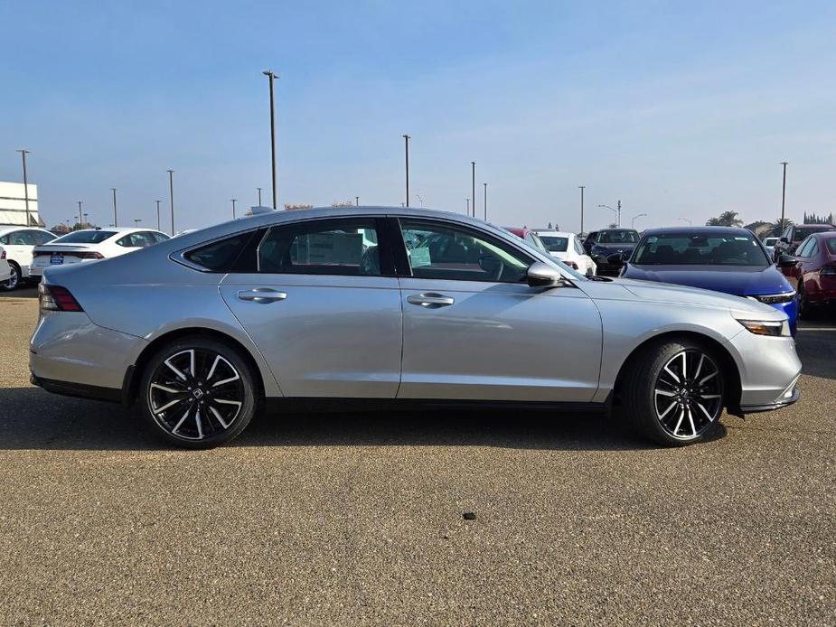 new 2025 Honda Accord Hybrid car, priced at $37,930