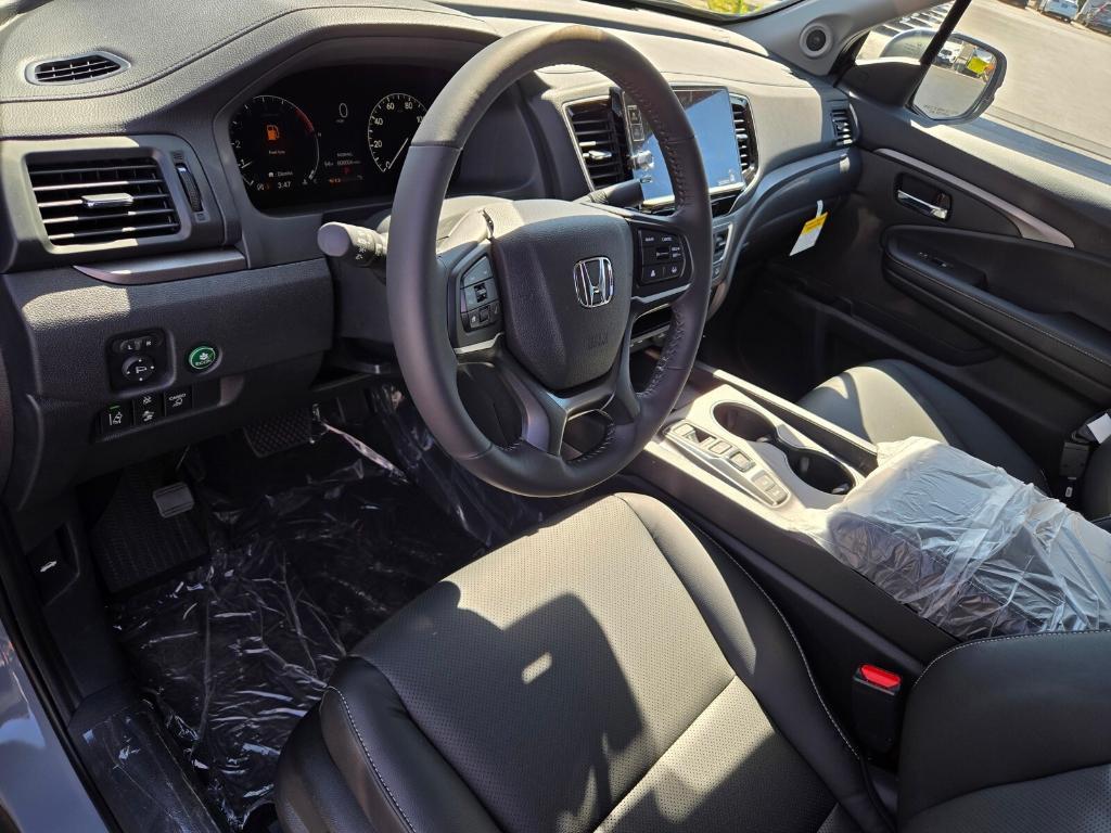 new 2025 Honda Ridgeline car, priced at $47,775