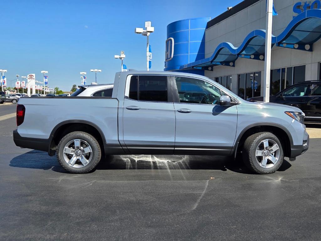 new 2025 Honda Ridgeline car, priced at $47,775
