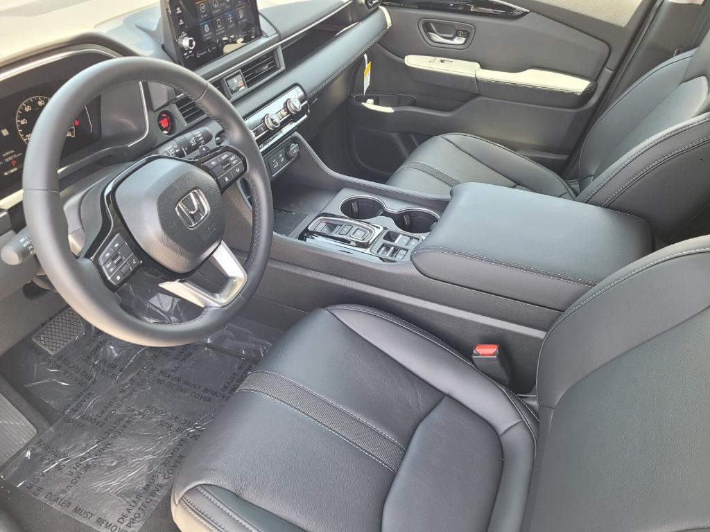 new 2025 Honda Pilot car, priced at $54,195
