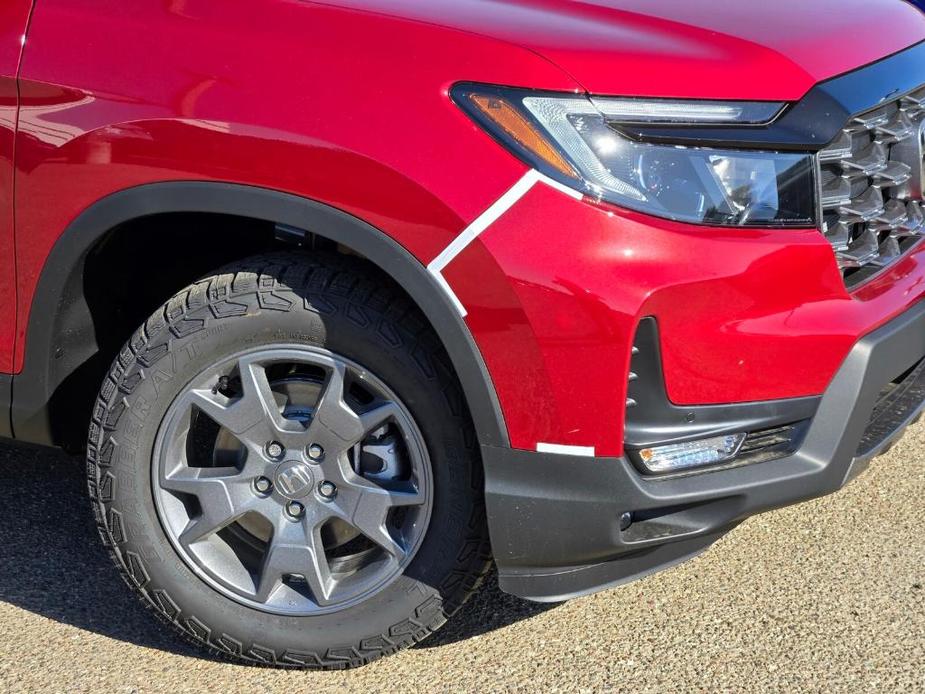 new 2025 Honda Passport car, priced at $49,640