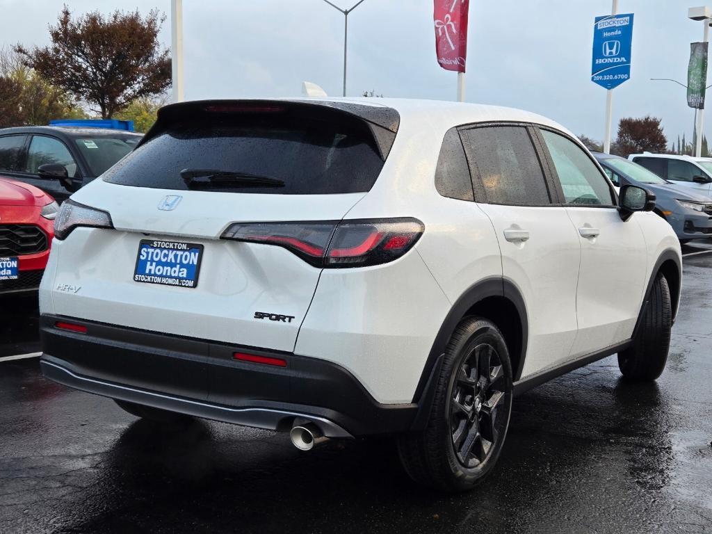 new 2025 Honda HR-V car, priced at $32,095