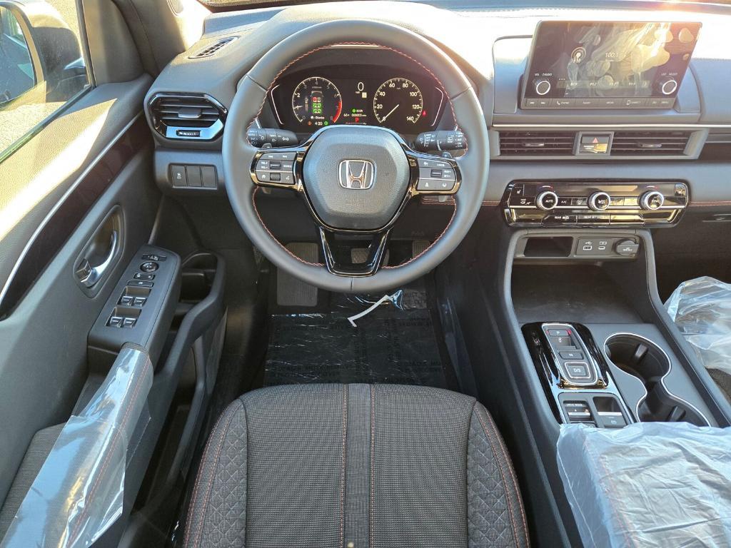 new 2025 Honda Pilot car, priced at $46,185