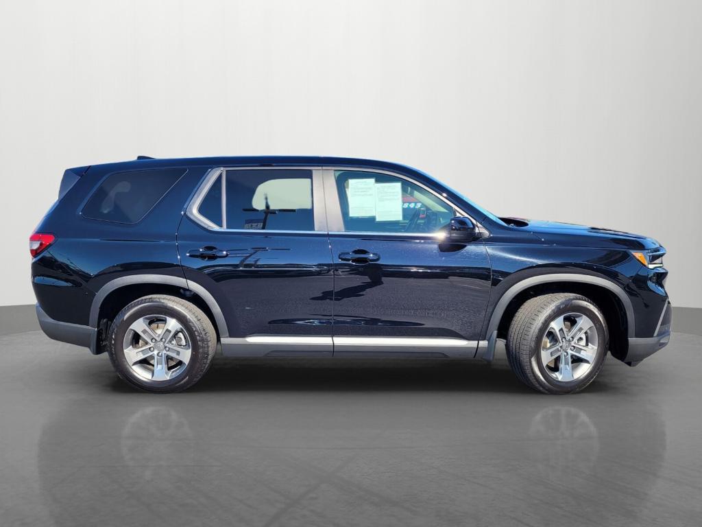 used 2023 Honda Pilot car, priced at $39,547