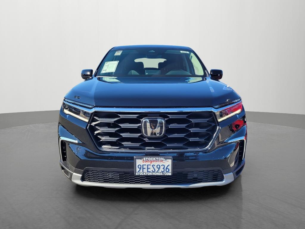 used 2023 Honda Pilot car, priced at $39,547