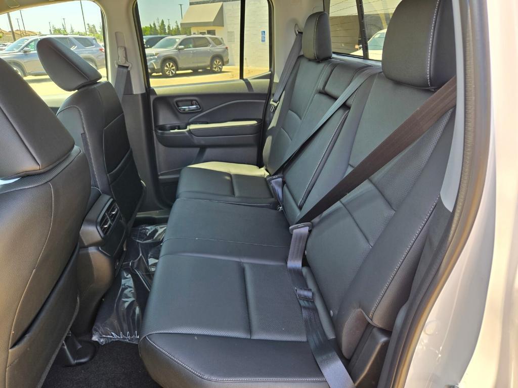 new 2025 Honda Ridgeline car, priced at $47,775