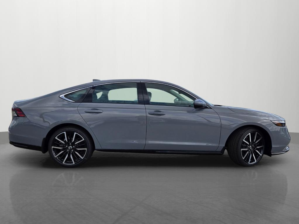 new 2025 Honda Accord Hybrid car, priced at $40,950