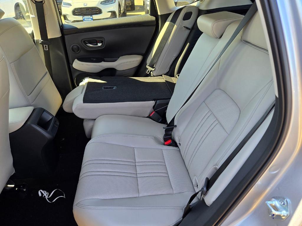 new 2026 Honda HR-V car, priced at $31,000