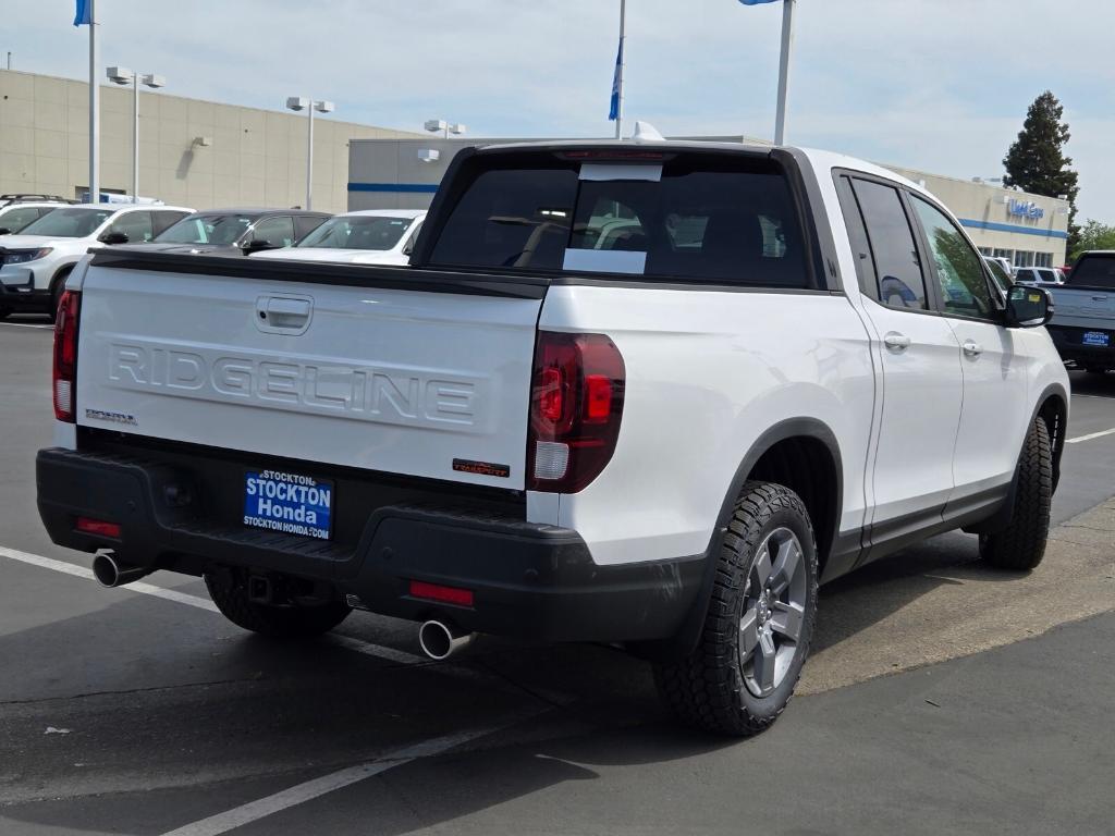 new 2025 Honda Ridgeline car, priced at $50,075
