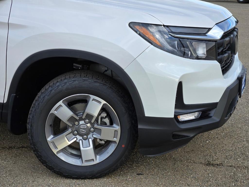 new 2025 Honda Ridgeline car, priced at $48,120