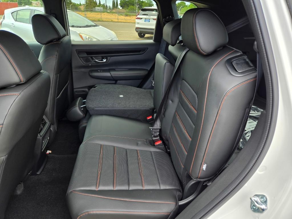 new 2026 Honda CR-V Hybrid car, priced at $44,965