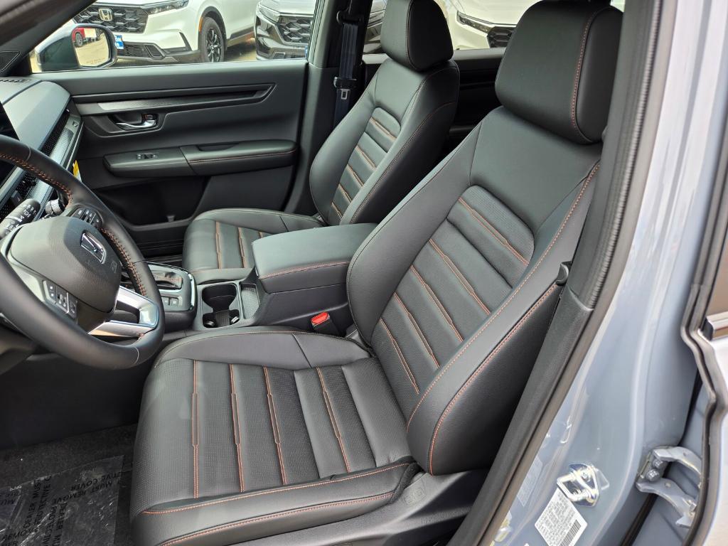 new 2026 Honda CR-V Hybrid car, priced at $43,231