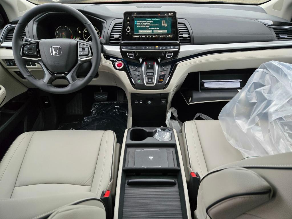 new 2025 Honda Odyssey car, priced at $52,270