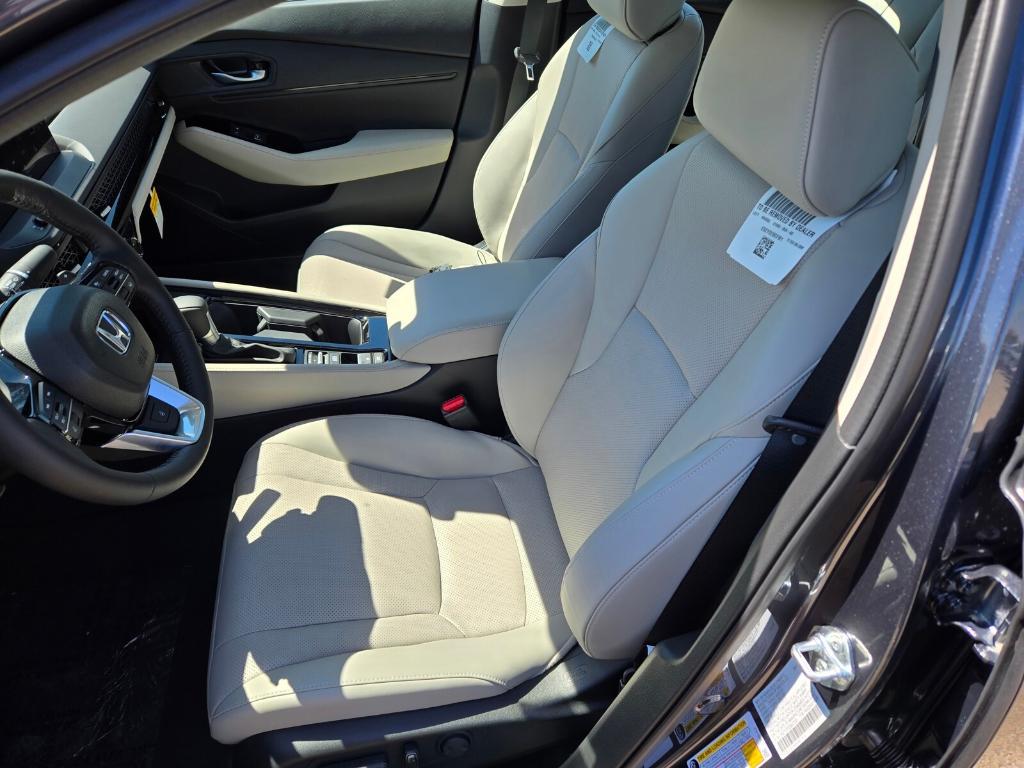 new 2025 Honda Accord Hybrid car, priced at $42,840