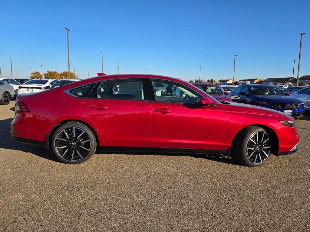 new 2025 Honda Accord Hybrid car, priced at $43,640