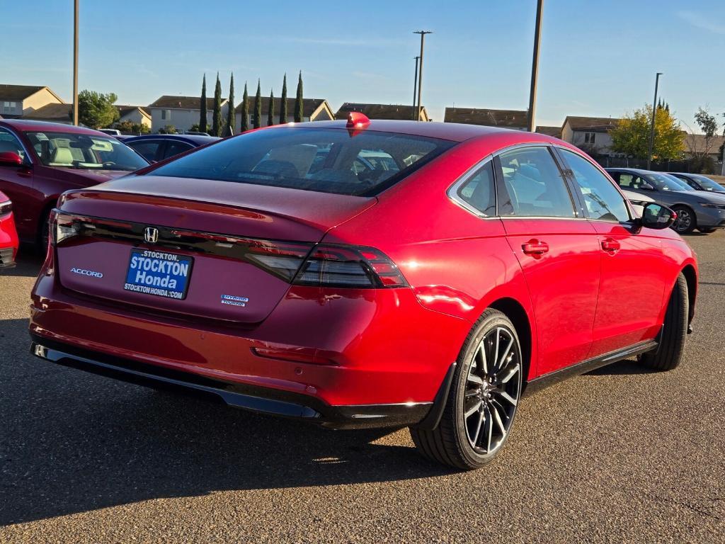 new 2025 Honda Accord Hybrid car, priced at $43,640