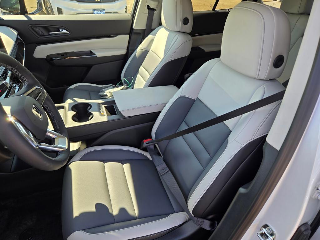 new 2025 Honda Prologue car, priced at $56,495