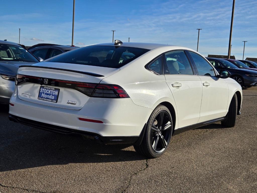 new 2025 Honda Accord Hybrid car, priced at $39,715