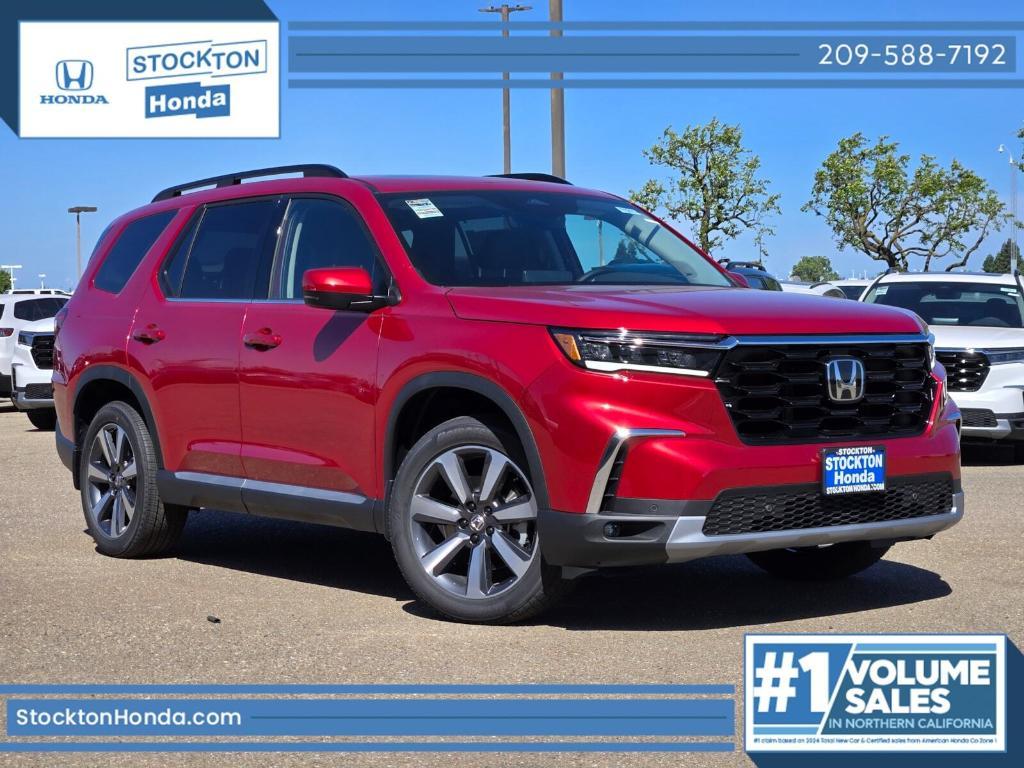 new 2025 Honda Pilot car, priced at $54,395