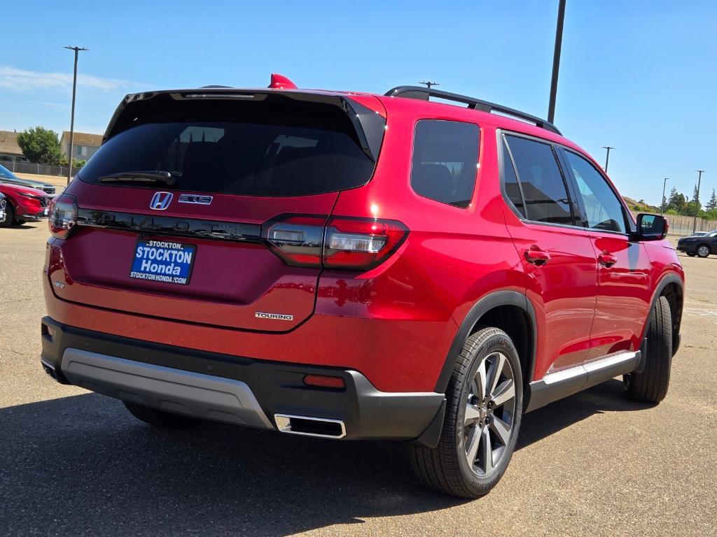 new 2025 Honda Pilot car, priced at $54,395