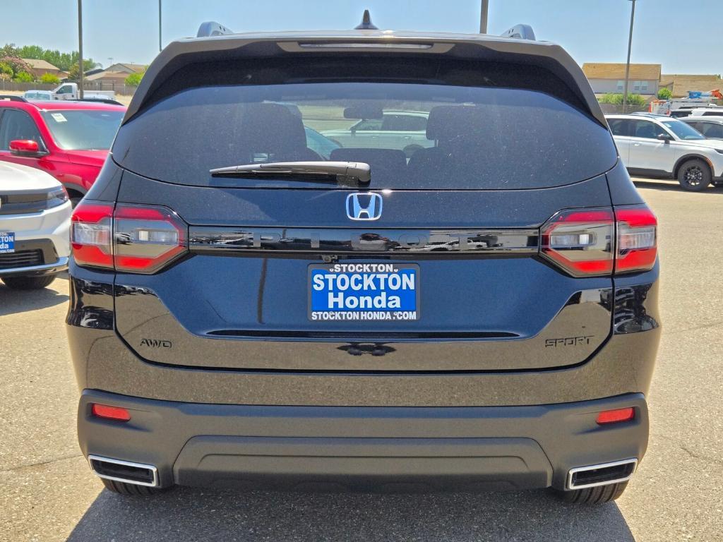 new 2025 Honda Pilot car, priced at $46,640