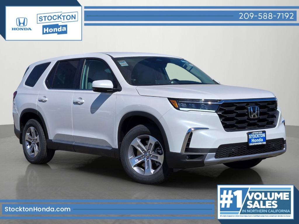 new 2025 Honda Pilot car, priced at $48,340