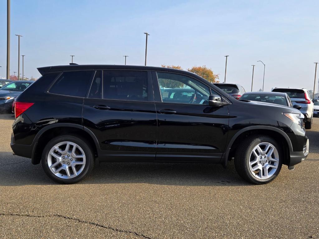 new 2025 Honda Passport car, priced at $46,585