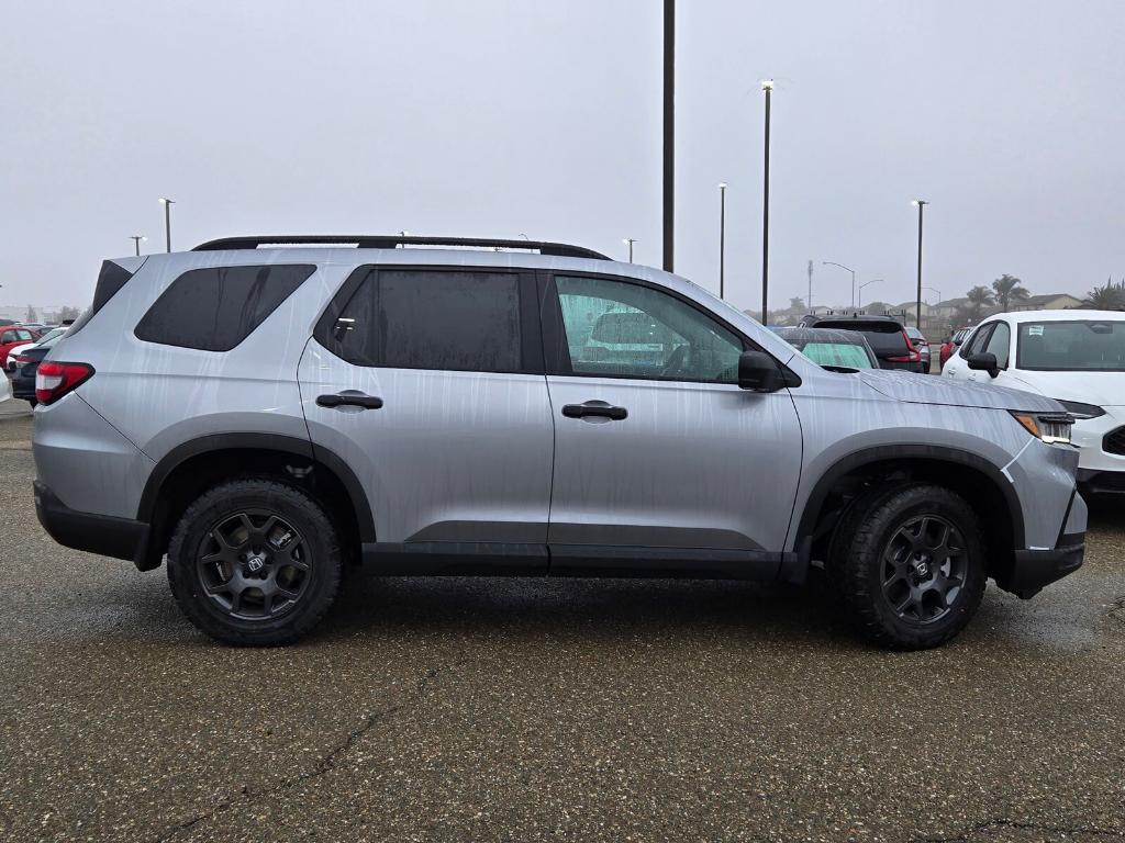 new 2025 Honda Pilot car, priced at $54,065