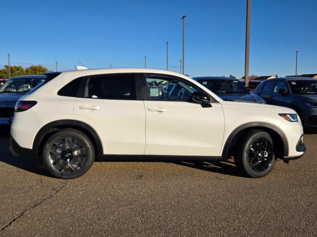 new 2025 Honda HR-V car, priced at $32,095