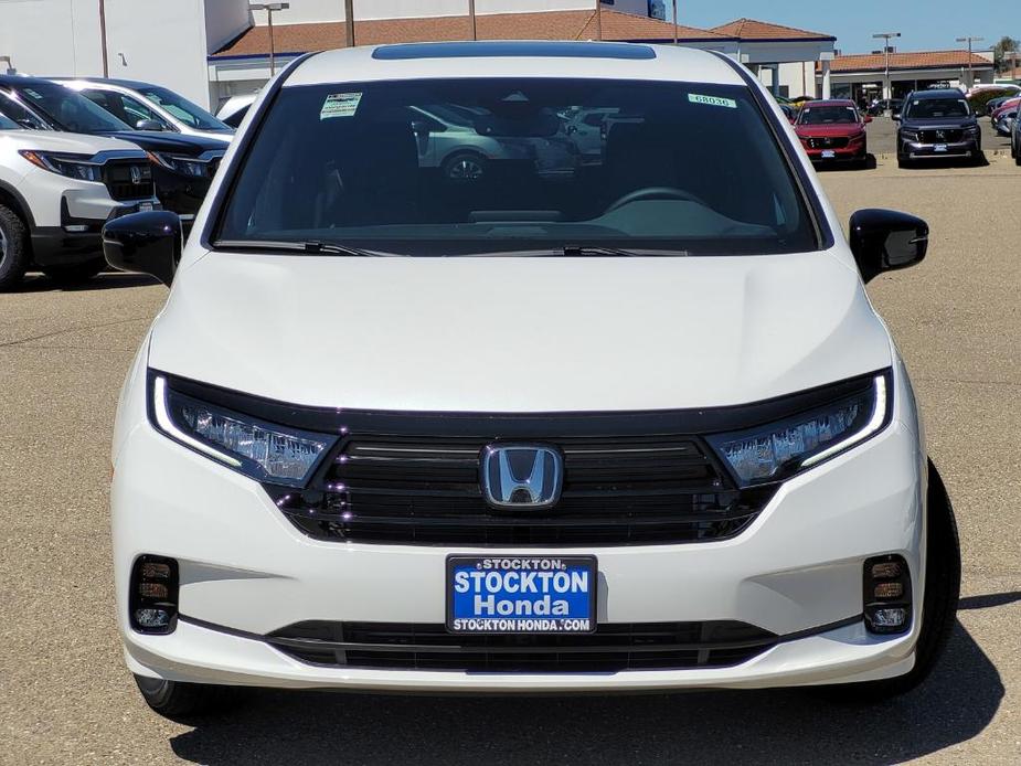 new 2024 Honda Odyssey car, priced at $44,110