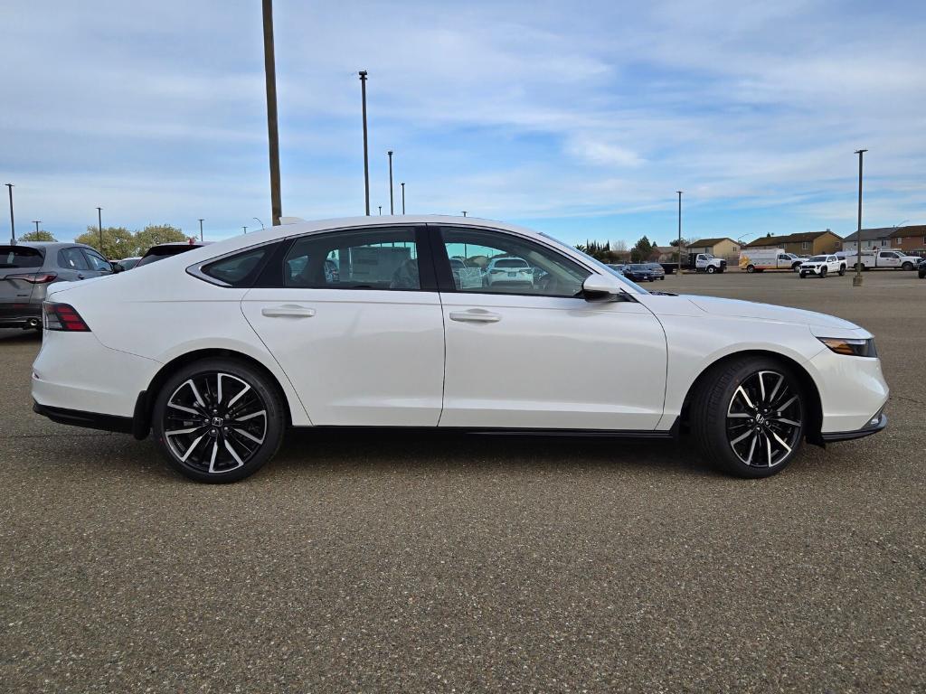 new 2025 Honda Accord Hybrid car, priced at $43,695