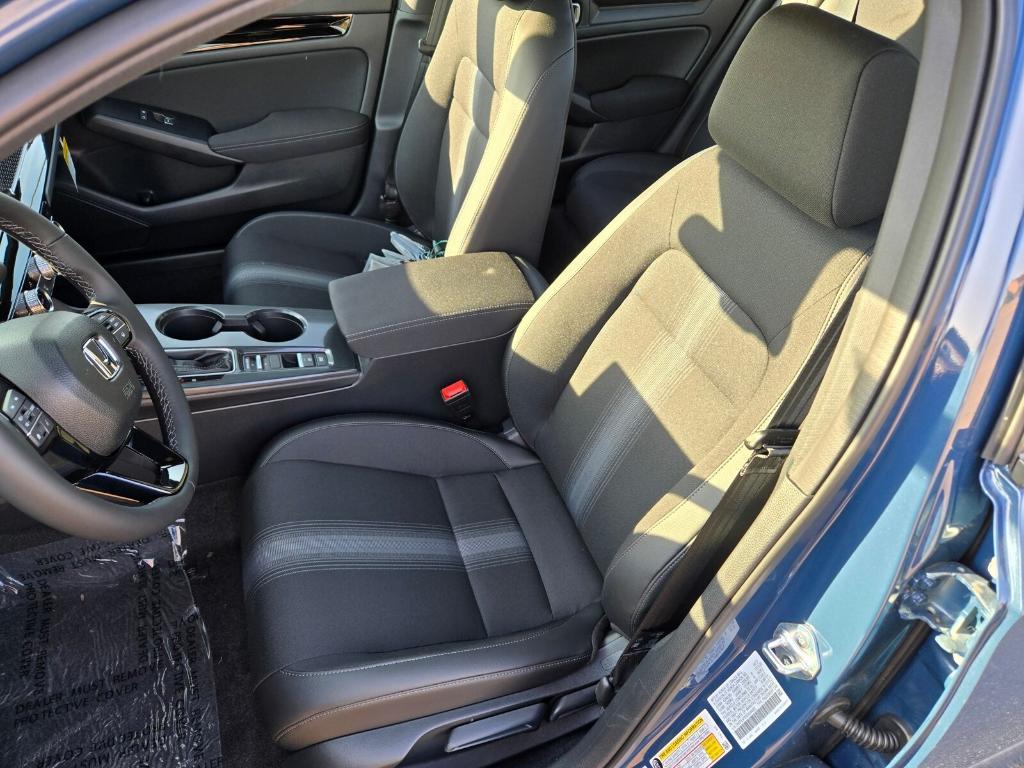 new 2025 Honda Civic Hybrid car, priced at $33,445