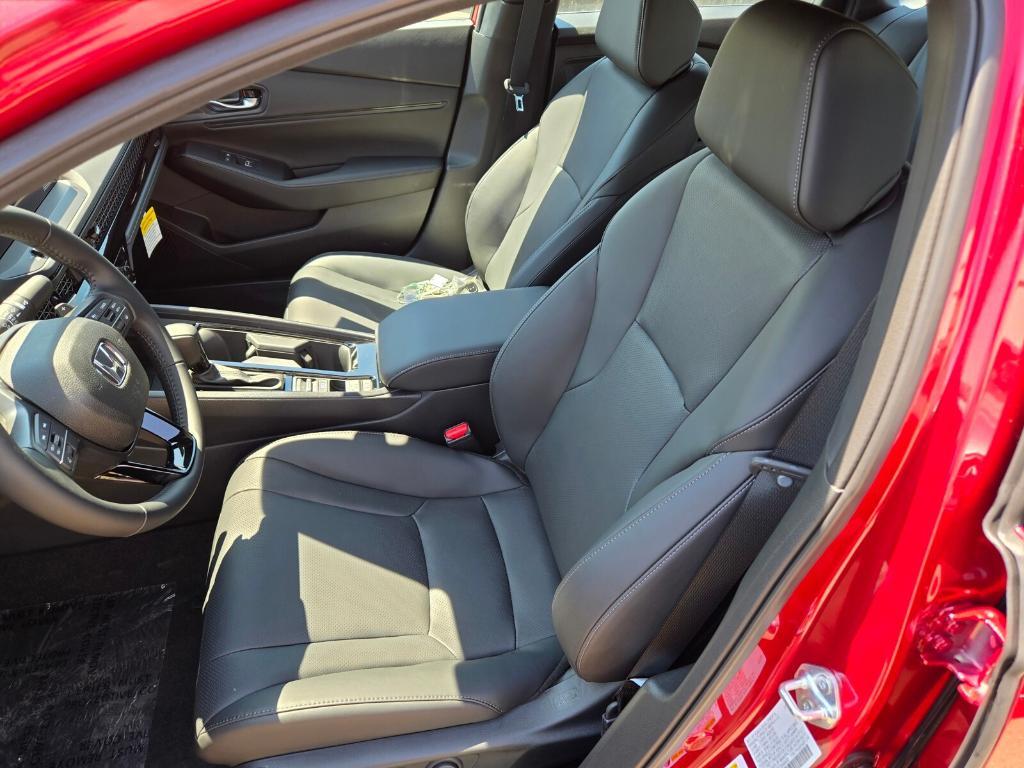 new 2025 Honda Accord Hybrid car, priced at $39,370