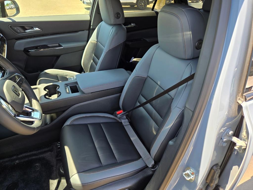 new 2025 Honda Prologue car, priced at $56,495
