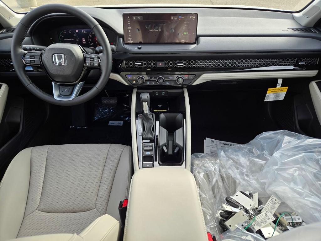 new 2025 Honda Accord Hybrid car, priced at $43,640