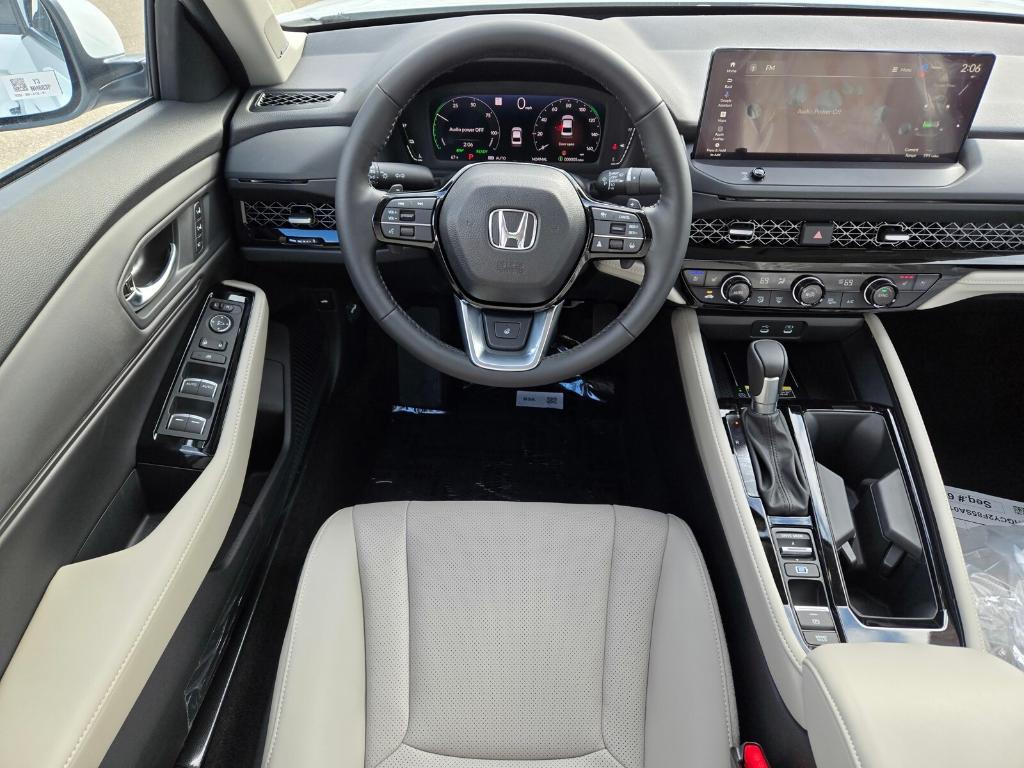 new 2025 Honda Accord Hybrid car, priced at $43,640